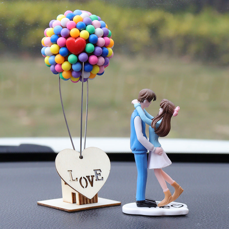 Adorable Couple Dashboard Ornament – Cute Romantic Car Decoration