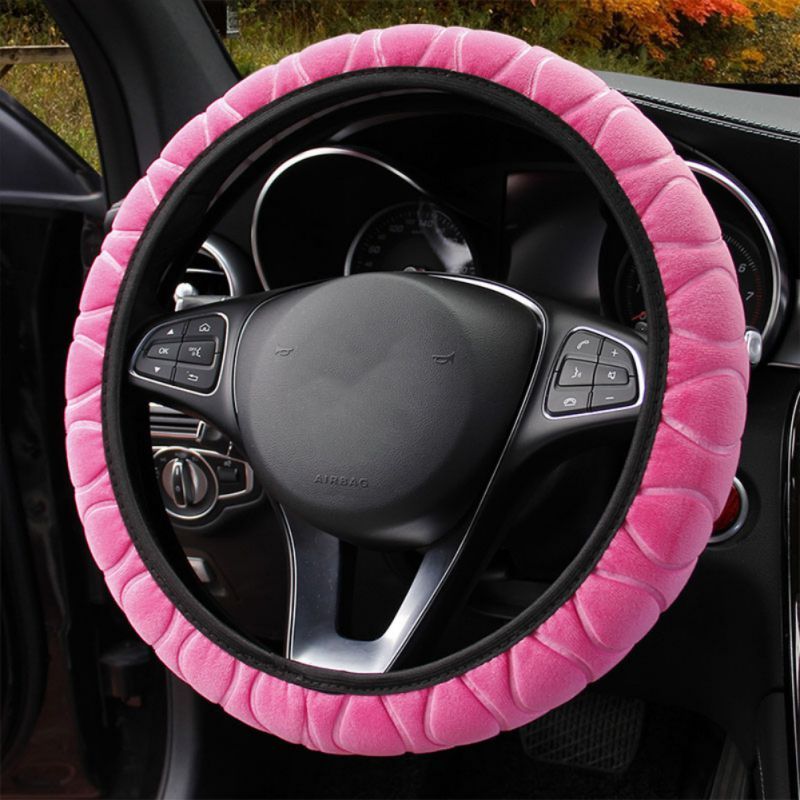 Plush Car Steering Wheel Cover – Cozy Comfort with Stylish Grip