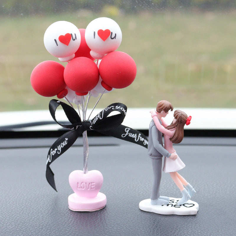 Adorable Couple Dashboard Ornament – Cute Romantic Car Decoration