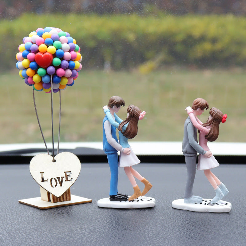 Adorable Couple Dashboard Ornament – Cute Romantic Car Decoration