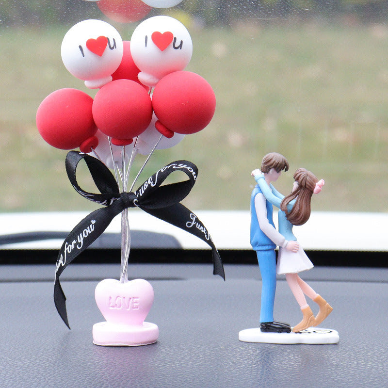 Adorable Couple Dashboard Ornament – Cute Romantic Car Decoration