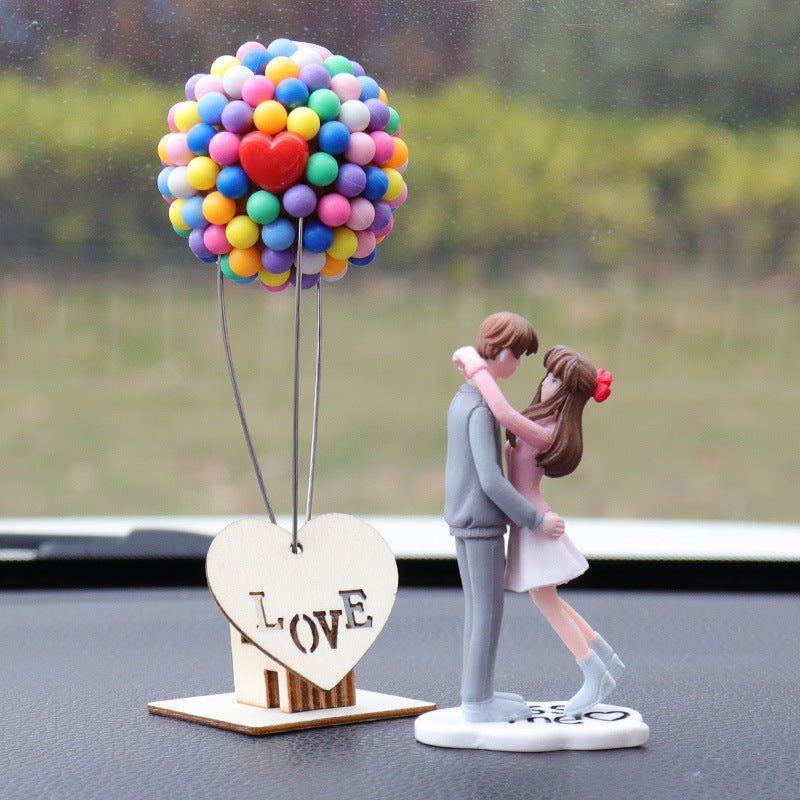 Adorable Couple Dashboard Ornament – Cute Romantic Car Decoration